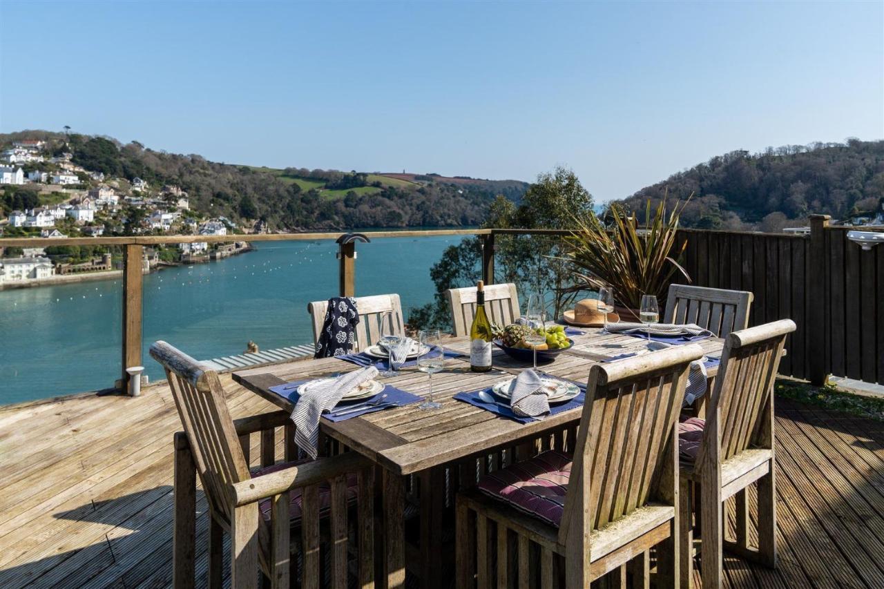 Uphigh - Elevated Family Home With Stunning River Views Dartmouth Exterior photo