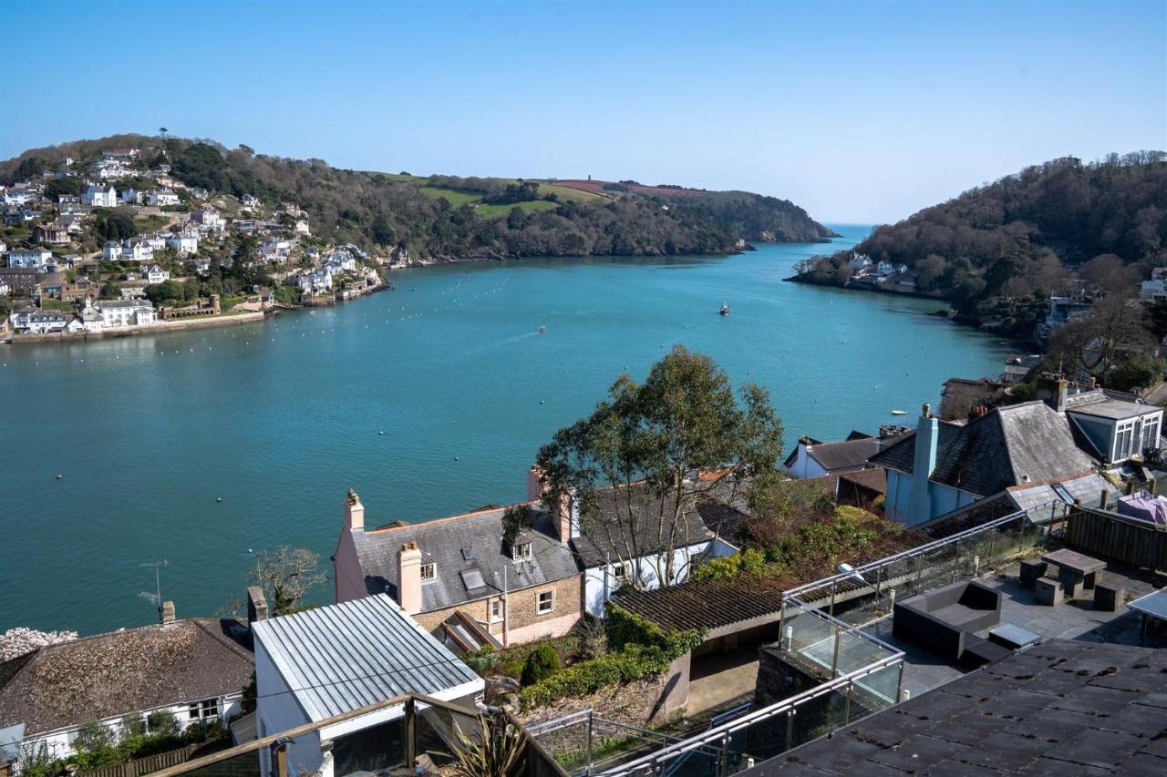 Uphigh - Elevated Family Home With Stunning River Views Dartmouth Exterior photo